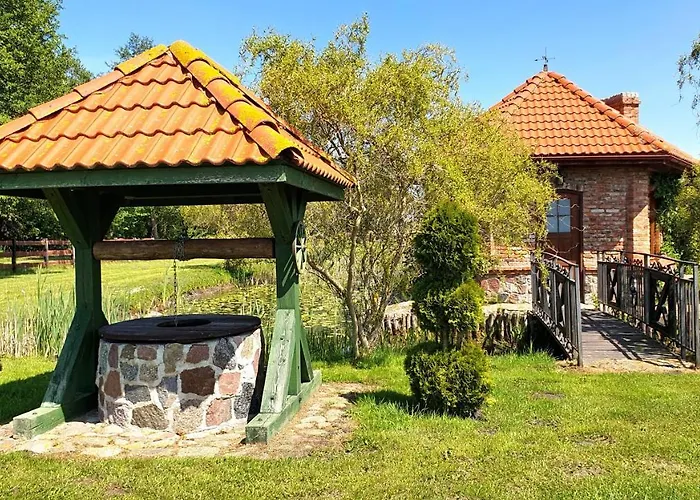 Lisia Gora Ii Nad Jeziorem Lebsko *